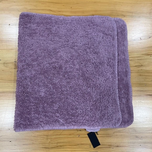 Abyss & Habidecor // Super Pile Hand Towel - Picture 2 of 3